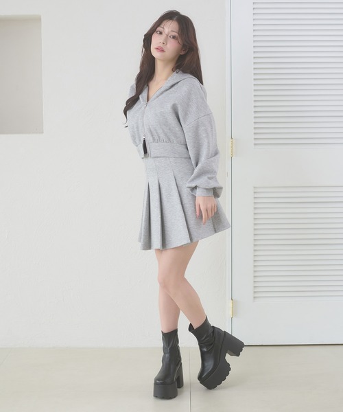 Ambre Neige(アンブルネージュ)の「rhinestone pleated mini skirt / ラインストーンプリーツミニスカート(スカート・レディース・杢グレー/ブラック・FREE)」の6枚目の写真