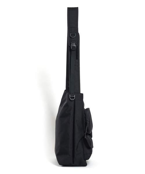 BAICYCLON by Bagjack(バイシクロン バイ バグジャック)の「【BAICYCLON】MULTI POCKETS SHOULDER BAG BCL-69(ショルダーバッグ・メンズ・ブラック・FREE)」の8枚目の写真
