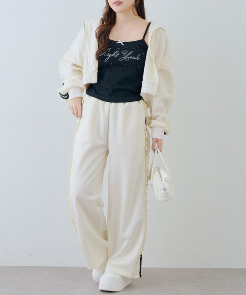 continuer de NICE CLAUP(コンティニューデナイスクラップ)の「【セットアッ対応】トラックレースパンツ(その他パンツ・レディース・トップグレー/アイボリー/ブラック/ピンク・FREE)」の12枚目の写真