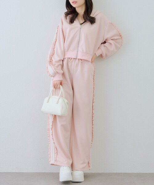 continuer de NICE CLAUP(コンティニューデナイスクラップ)の「【セットアッ対応】トラックレースパンツ(その他パンツ・レディース・トップグレー/アイボリー/ブラック/ピンク・FREE)」の18枚目の写真