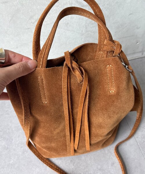 DouDou（ドゥドゥ）の「【WEB限定】スエードミニトートバッグ（ショルダーバッグ・レディース・キャメル/モカ・FREE）」の14枚目の写真
