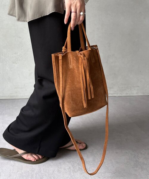 DouDou（ドゥドゥ）の「【WEB限定】スエードミニトートバッグ（ショルダーバッグ・レディース・キャメル/モカ・FREE）」の18枚目の写真