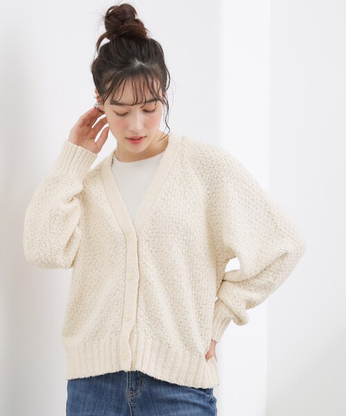 grove(グローブ)の「高評価!【洗える】リラックスして着たい、Vネックカーディガン(カーディガン/ボレロ・レディース・ネイビー/ベビーピンク/オフホワイト・05/04/03/02/01)」の9枚目の写真