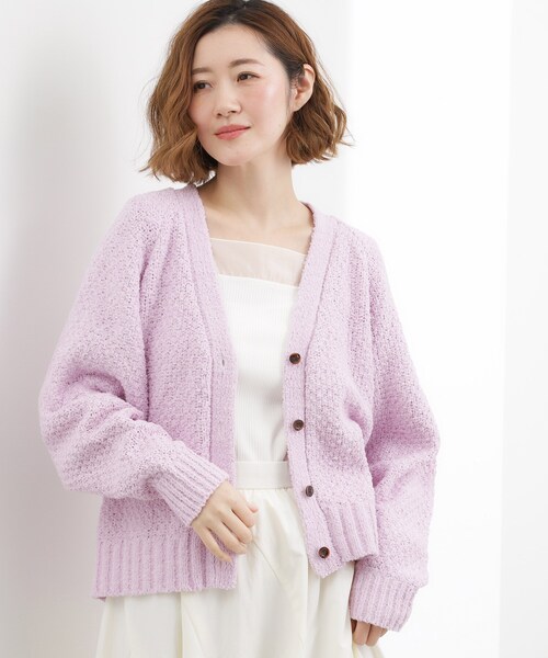 grove(グローブ)の「高評価!【洗える】リラックスして着たい、Vネックカーディガン(カーディガン/ボレロ・レディース・ネイビー/ベビーピンク/オフホワイト・05/04/03/02/01)」の4枚目の写真
