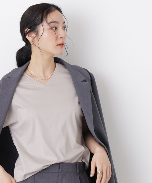 NANO universe(ナノユニバース)の「DressT/シルケットスムースVネックソフトドルマンTシャツ(Tシャツ/カットソー・レディース・グレー系その他4/ブラック/ホワイト・M/S)」の3枚目の写真