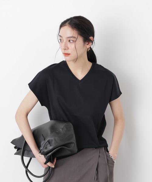 NANO universe(ナノユニバース)の「DressT/シルケットスムースVネックソフトドルマンTシャツ(Tシャツ/カットソー・レディース・グレー系その他4/ブラック/ホワイト・M/S)」の5枚目の写真