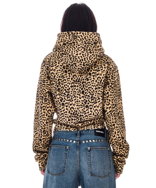 BEEDEN（ビーデン）の「POINT SNAP FASTENER PULLOVER（パーカー・レディース・レッド/レオパード・FREE）」の6枚目の写真