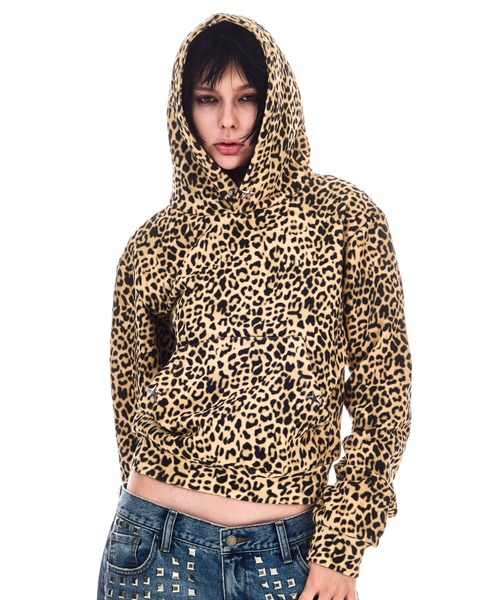 BEEDEN（ビーデン）の「POINT SNAP FASTENER PULLOVER（パーカー・レディース・レッド/レオパード・FREE）」の8枚目の写真