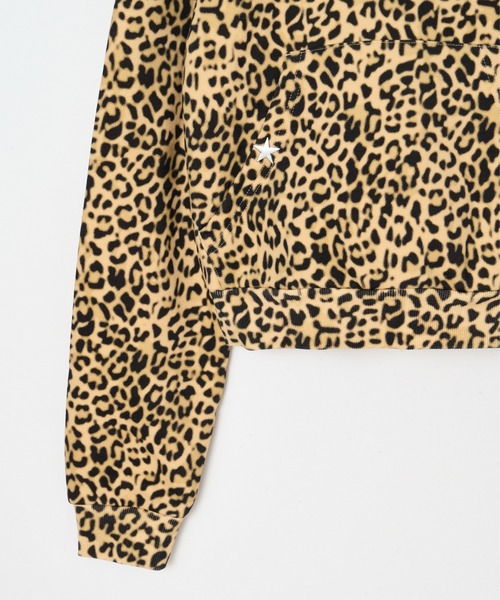 BEEDEN（ビーデン）の「POINT SNAP FASTENER PULLOVER（パーカー・レディース・レッド/レオパード・FREE）」の13枚目の写真