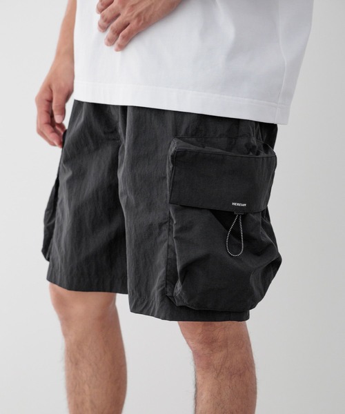 HEREIAM(ヘレイアム)の「【HEREIAM MEN】撥水/ナイロンカーゴショーツ(カーゴパンツ・メンズ・ブラック/カーキ・MEDIUM/LARGE)」の8枚目の写真