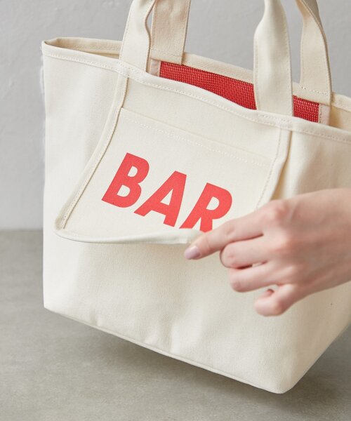 BIRTHDAY BAR（バースデイバー）の「メッシュポケット付きキャンバスロゴプリントミニトートバッグ（トートバッグ・レディース・ブラック/アイボリー/グリーン/ブルー・0）」の8枚目の写真