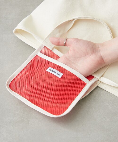 BIRTHDAY BAR（バースデイバー）の「メッシュポケット付きキャンバスロゴプリントミニトートバッグ（トートバッグ・レディース・ブラック/アイボリー/グリーン/ブルー・0）」の13枚目の写真