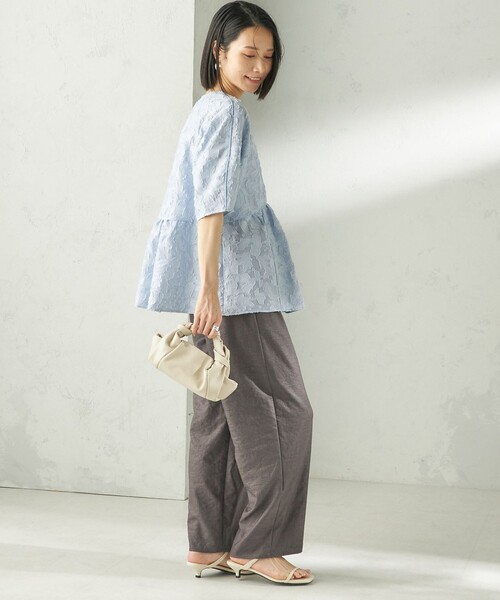 SHIPS（シップス）の「〈手洗い可能〉ジャカード ペプラム ブラウス（シャツ/ブラウス・レディース・ホワイト/ライトブルー/ブラック・ONE SIZE）」の4枚目の写真