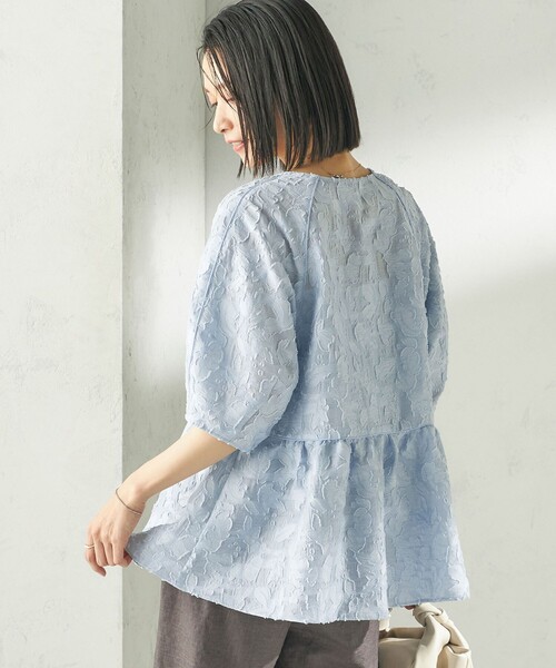 SHIPS（シップス）の「〈手洗い可能〉ジャカード ペプラム ブラウス（シャツ/ブラウス・レディース・ホワイト/ライトブルー/ブラック・ONE SIZE）」の6枚目の写真