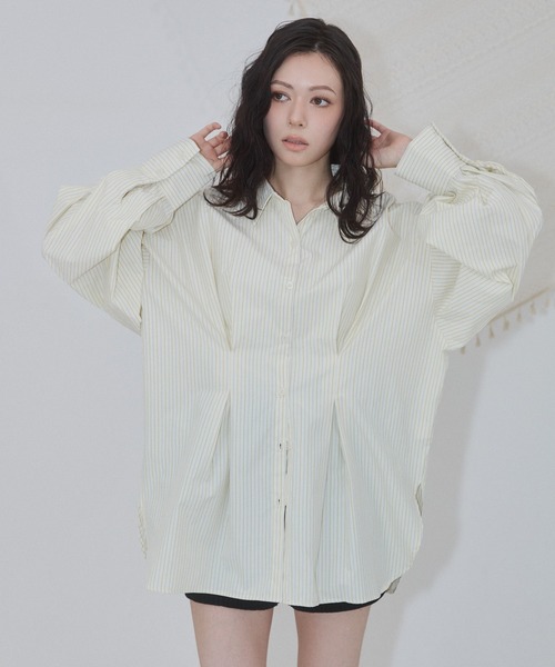 ENVYM(アンビー)の「ウエストタックオーバーサイズシャツ(シャツ/ブラウス・レディース・ホワイト/イエロー/ブルー系その他/ブルー/ピンク・FREE)」の15枚目の写真