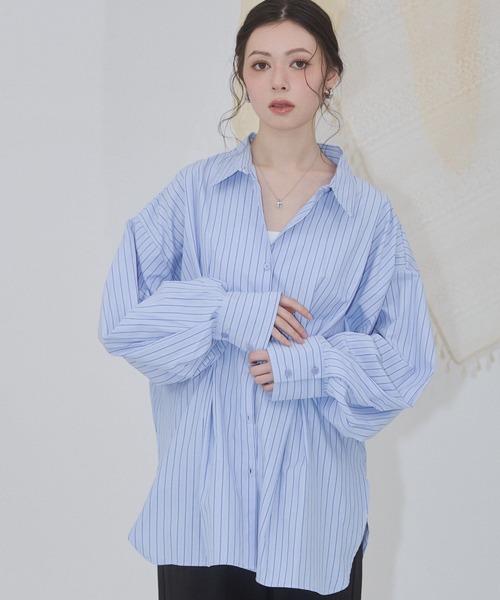 ENVYM(アンビー)の「ウエストタックオーバーサイズシャツ(シャツ/ブラウス・レディース・ホワイト/イエロー/ブルー系その他/ブルー/ピンク・FREE)」の7枚目の写真