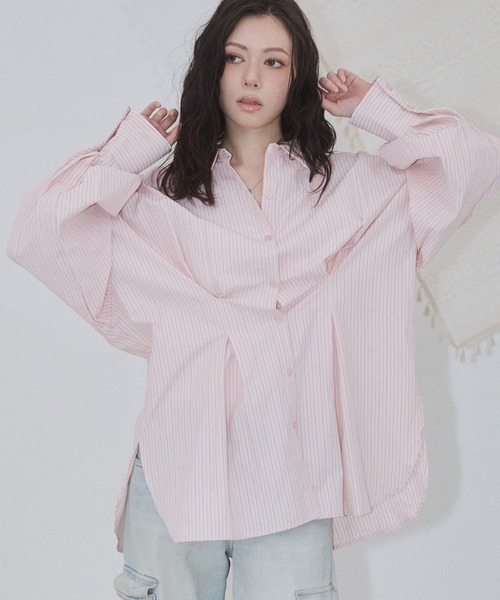 ENVYM(アンビー)の「ウエストタックオーバーサイズシャツ(シャツ/ブラウス・レディース・ホワイト/イエロー/ブルー系その他/ブルー/ピンク・FREE)」の22枚目の写真