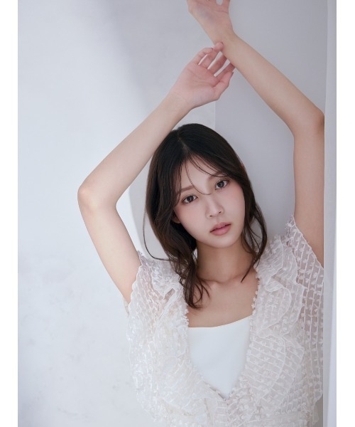 SNIDEL(スナイデル)の「ファブリックフリルドレス(ドレス・レディース・グリーン/グレイッシュベージュ/アイボリー・1/0)」の17枚目の写真