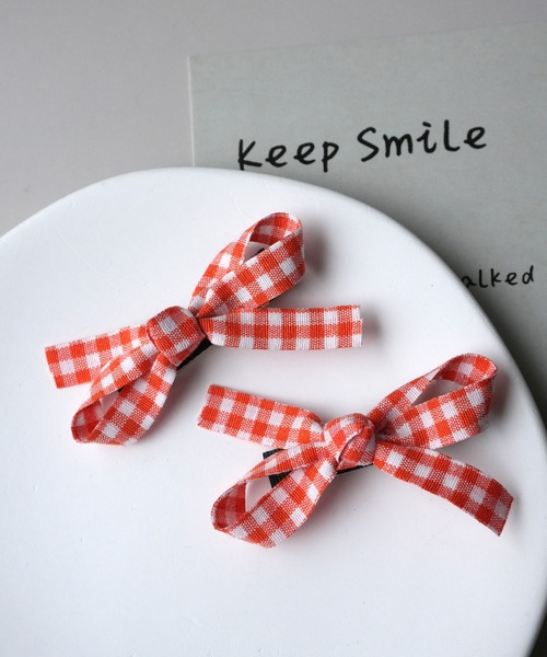Bambin(ボンバン)の「【 Bambin / ボンバン 】 ギンガムチェック リボン ヘアピン ≪ 2個セット ≫(ヘアピン・キッズ・ブルー/オレンジ/グリーン/ピンク/レッド・FREE)」の5枚目の写真