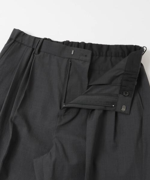 URBAN RESEARCH DOORS(アーバンリサーチドアーズ)の「『イージーケア/速乾/UVカット』クイックドライ 2タック ワイドトラウザー(その他パンツ・メンズ・ホワイト系その他/チャコールグレー・MEDIUM/LARGE/SMALL)」の19枚目の写真