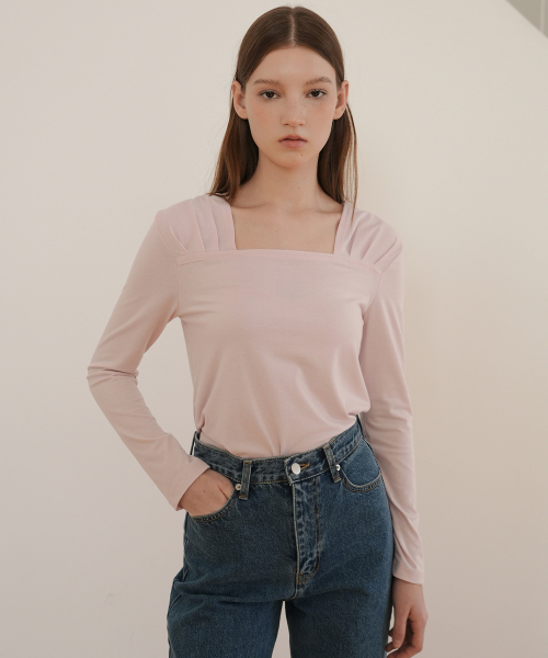 PAUL&ALICE(ポール&アリス)の「シャーリングスクエアTシャツ / 3カラー(Tシャツ/カットソー・レディース・PINK/ブラック/ホワイト・FREE)」の4枚目の写真