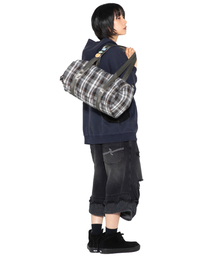 XTONZ（エクストーンズ）の「XTA100 チェックダッフルバッグ (GRAY)（トートバッグ）」