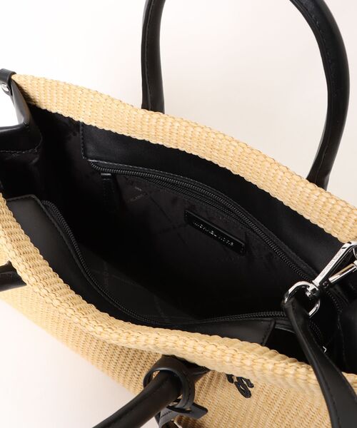 MICHAEL KORS(マイケルコース)の「MIRELLA EW トップジップ サッチェル ミディアム(かごバッグ・レディース・ブラック・FREE)」の4枚目の写真