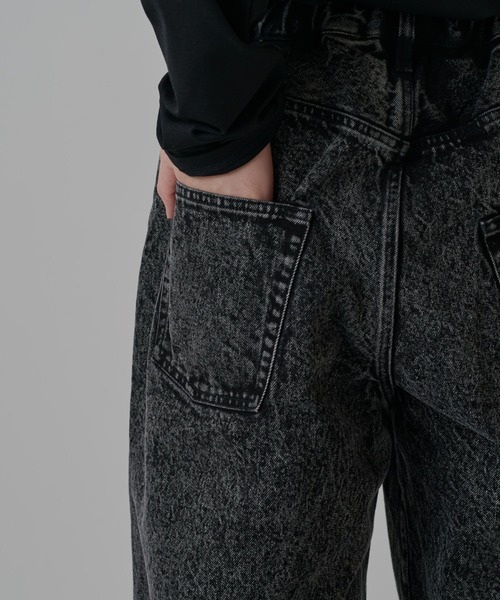 Lui's(ルイス)の「エフォートレス バギージーンズ / 13.5oz(デニムパンツ・メンズ・ブラック/ブルー・30/32/34)」の18枚目の写真