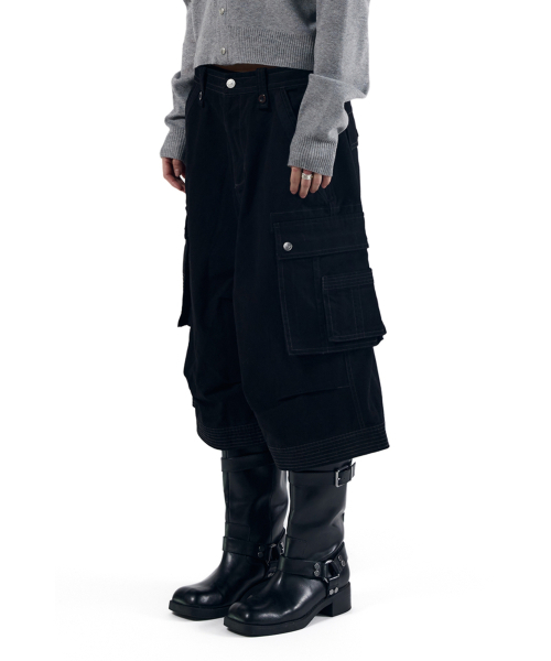 セール】Knee Pin-Tuck Bermuda Cargo Pants (Black)（その他パンツ