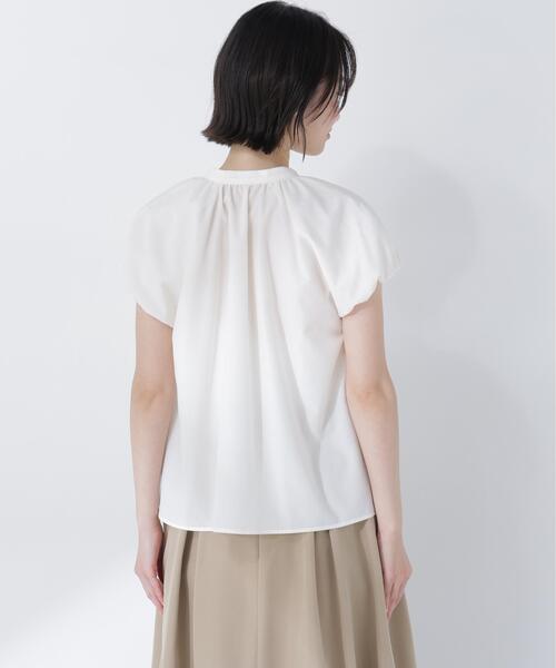 NATURAL BEAUTY BASIC(ナチュラルビューティーベーシック)の「バルーンスリーブブラウス(シャツ/ブラウス・レディース・イエロー/ネイビー/オフホワイト・FREE)」の8枚目の写真