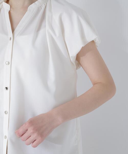 NATURAL BEAUTY BASIC(ナチュラルビューティーベーシック)の「バルーンスリーブブラウス(シャツ/ブラウス・レディース・イエロー/ネイビー/オフホワイト・FREE)」の17枚目の写真