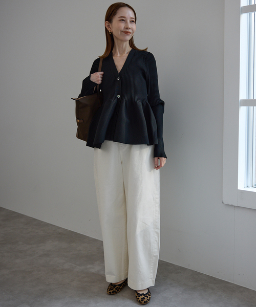 SLOBE IENA（スローブイエナ）の「《WEB限定/追加》LE DENIM カーブバギーデニムパンツ（デニムパンツ・レディース・ホワイト・38/36）」の11枚目の写真