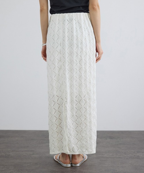 SALON adam et rope'（サロン アダム エ ロペ）の「Cafissiダイヤパターンスカート / セットアップ対応（スカート・レディース・ブラック/オフホワイト・FREE）」の9枚目の写真