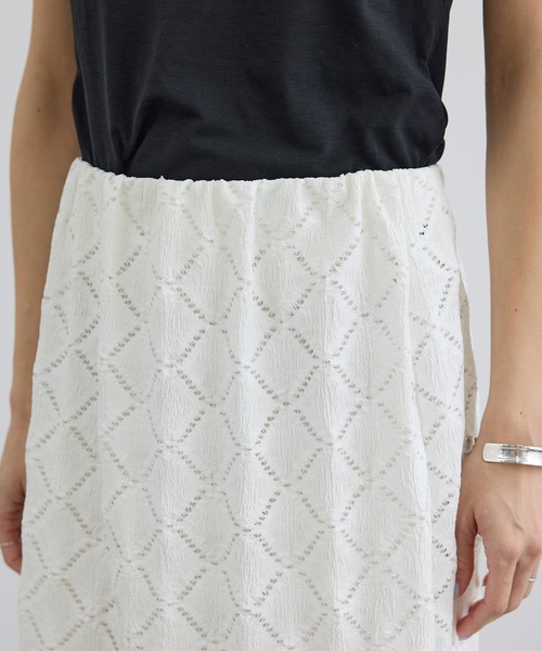 SALON adam et rope'（サロン アダム エ ロペ）の「Cafissiダイヤパターンスカート / セットアップ対応（スカート・レディース・ブラック/オフホワイト・FREE）」の10枚目の写真