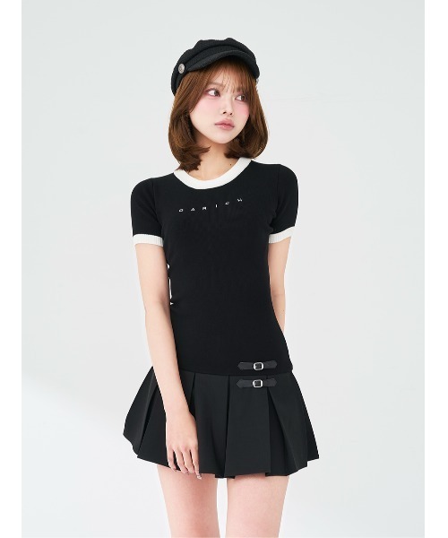 Darich（ダーリッチ）の「ベルトデザインロゴプリーツニットミニ