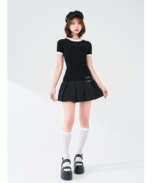 Darich（ダーリッチ）の「ベルトデザインロゴプリーツニットミニ