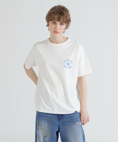 AVIREX(アヴィレックス)の「《直営店限定》S/S SAGARA DOG NEW YORK T-SHIRT(Tシャツ/カットソー・レディース・ブラック/オフホワイト/ピンク・F)」の6枚目の写真