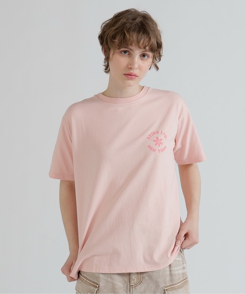 AVIREX(アヴィレックス)の「《直営店限定》S/S SAGARA DOG NEW YORK T-SHIRT(Tシャツ/カットソー・レディース・ブラック/オフホワイト/ピンク・F)」の10枚目の写真