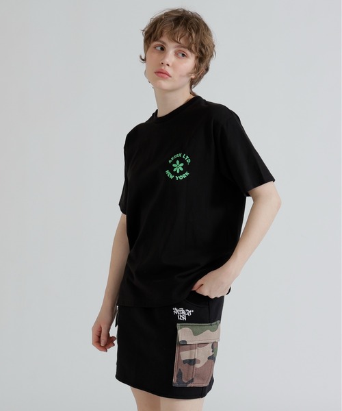 AVIREX(アヴィレックス)の「《直営店限定》S/S SAGARA DOG NEW YORK T-SHIRT(Tシャツ/カットソー・レディース・ブラック/オフホワイト/ピンク・F)」の14枚目の写真