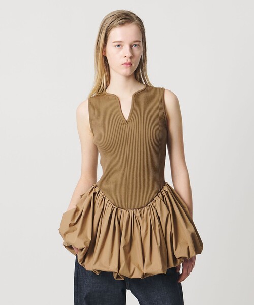 AEWEN MATOPH（イウエン マトフ）の「＜AEWEN MATOPH＞コンビバルーンノースリーブニット（ニット/セーター・レディース・ブラック/ベージュ・FREE）」の7枚目の写真