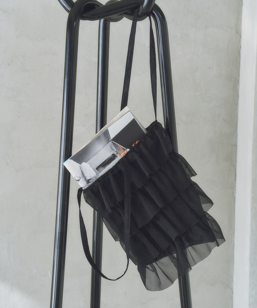 U by SPICK&SPAN(ユーバイスピックアンドスパン)の「Casselini / キャセリーニ メッシュフリルトート(トートバッグ・レディース・ブラック・FREE)」の14枚目の写真