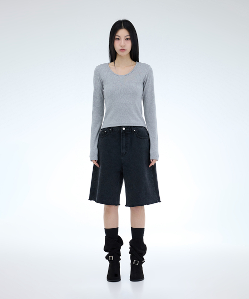 PORTERNA(ポルテナ)の「ESSENTIAL U-NECK T-SHIRT-3COLOR(Tシャツ/カットソー・レディース・ライトグレー/ブラック/ホワイト・OS)」の14枚目の写真