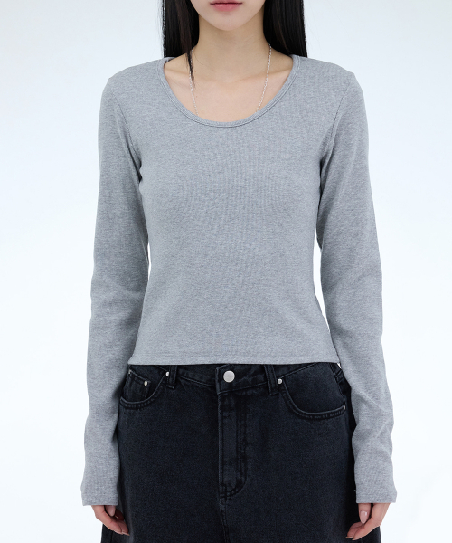 PORTERNA(ポルテナ)の「ESSENTIAL U-NECK T-SHIRT-3COLOR(Tシャツ/カットソー・レディース・ライトグレー/ブラック/ホワイト・OS)」の18枚目の写真