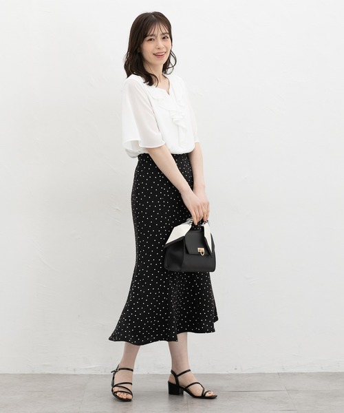 Honeys(ハニーズ)の「【ハニさら・接触冷感】ひんやり裏地ブラウス(シャツ/ブラウス・レディース・アイボリー系1/ネイビー系1/ピンク/アイボリー/ブラック・3L/L/LL/M/S)」の7枚目の写真