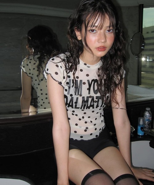 Ritzy(リッツィー)の「Y2K ドットシアーロゴTシャツ(Tシャツ/カットソー・レディース・ブラック/ホワイト・M/L)」の10枚目の写真