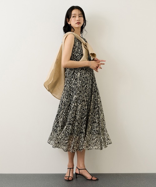 ROPE'(ロペ)の「ウォッシュリネンベーシックシャツ/イージーケア(シャツ/ブラウス・レディース・キャメル/ブルー/ベージュ/カーキ・FREE)」の18枚目の写真