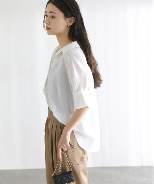 La TOTALITE(ラトータリテ)の「【洗える】ドルマンハーフスリーブシャツ(シャツ/ブラウス・レディース・バーガンディー/グリーン/ホワイト・FREE)」の9枚目の写真