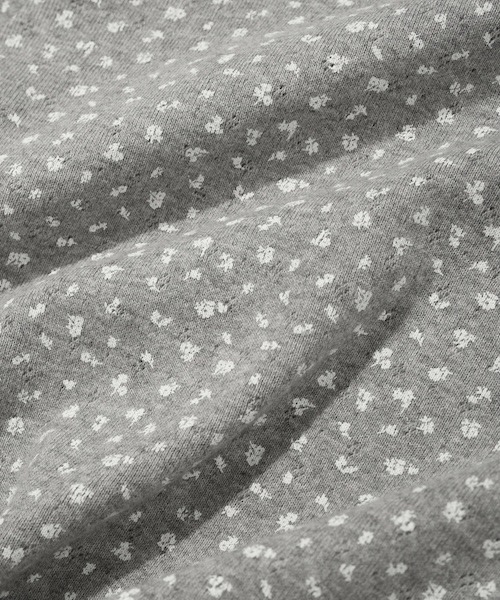 COVERNAT(カバーナット)の「WOMEN CROPPED EYELET T-SHIRT(Tシャツ/カットソー・レディース・杢グレー/クリーム・MEDIUM/SMALL)」の16枚目の写真