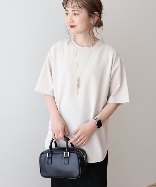 AMERICAN HOLIC（アメリカンホリック）の「【接触冷感】ジョーゼットプルオーバー【WEB限定カラー有り】（Tシャツ/カットソー・レディース・ライトベージュ/ブラック/オフホワイト/チャコールグレー/グレイッシュベージュ/ミント/ネイビー・L/M）」の5枚目の写真