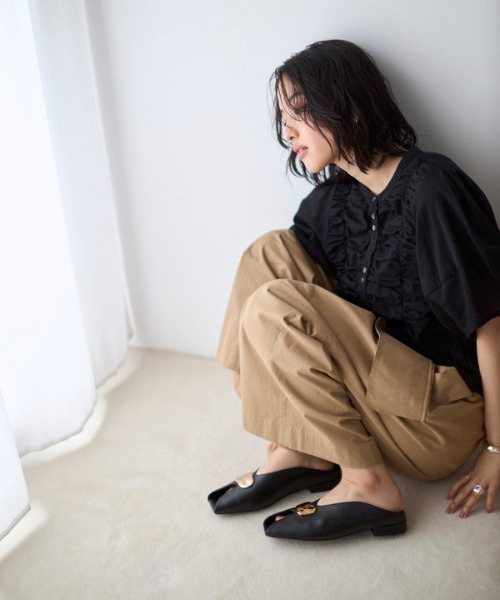 Firsthand(ファーストハンド)の「Firsthand/ファーストハンド ニュアンスプレート オープントゥシューズ(パンプス・レディース・ブラック/ベージュ・MEDIUM/SMALL/LARGE)」の14枚目の写真